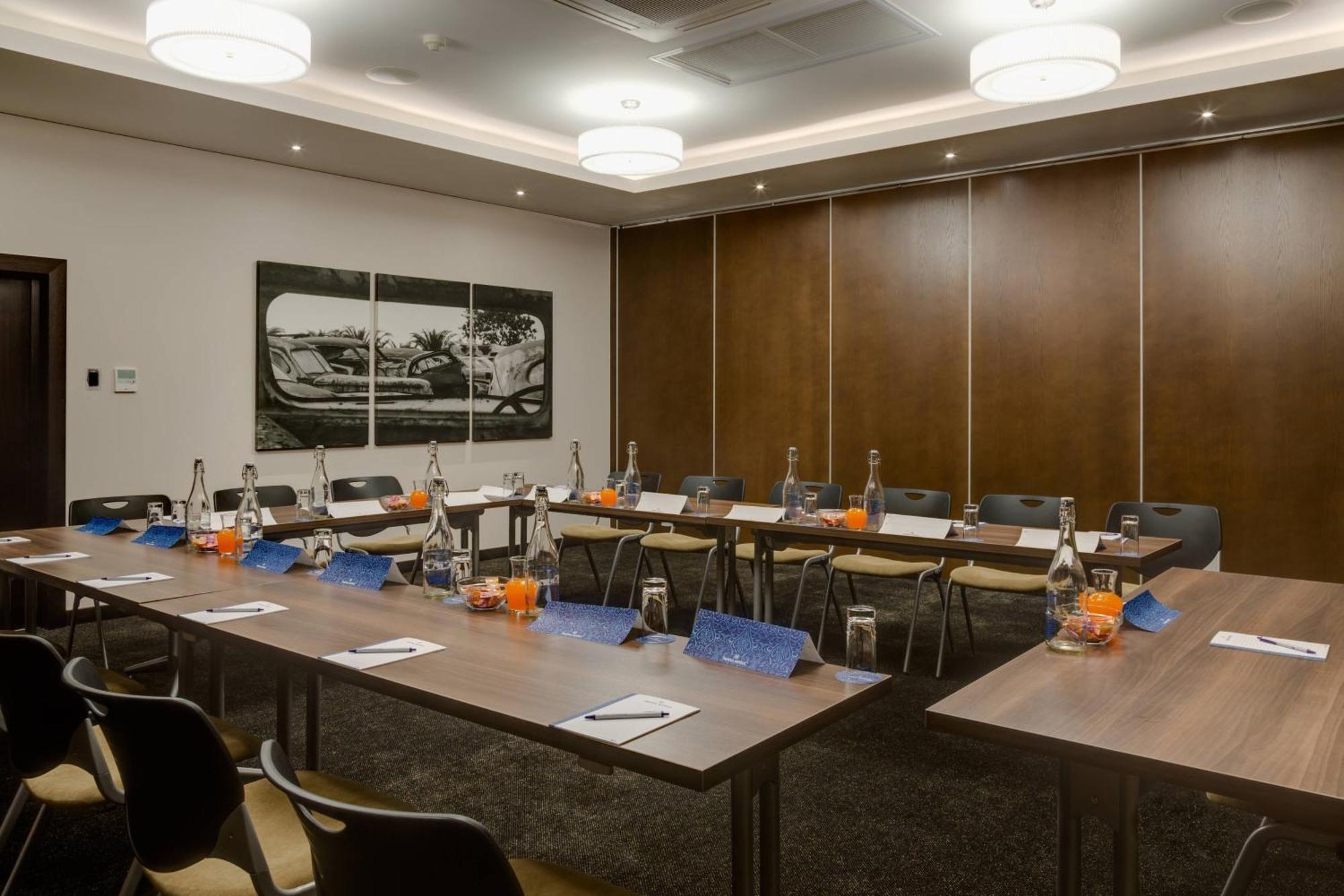 Protea Hotel By Marriott Upington Esterno foto