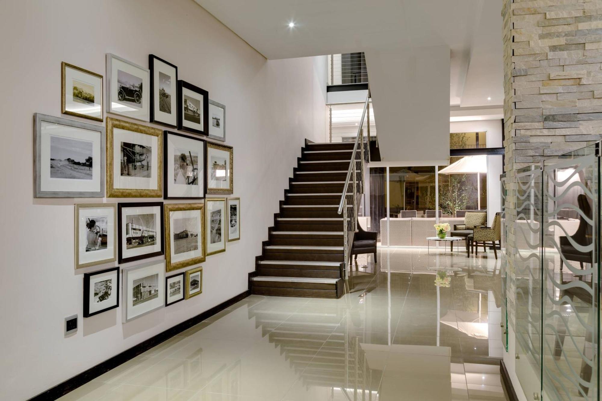 Protea Hotel By Marriott Upington Esterno foto