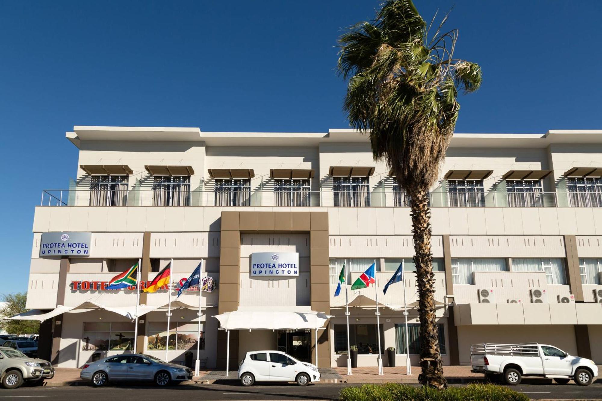 Protea Hotel By Marriott Upington Esterno foto