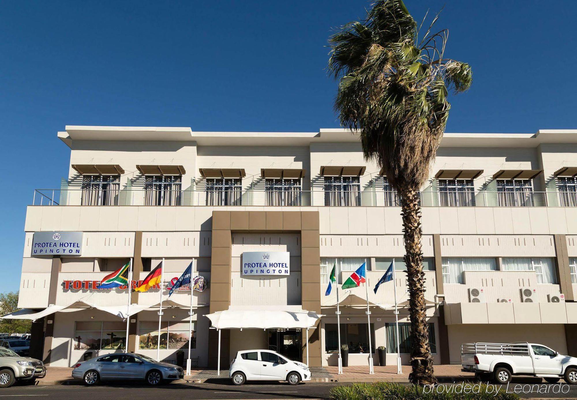 Protea Hotel By Marriott Upington Esterno foto